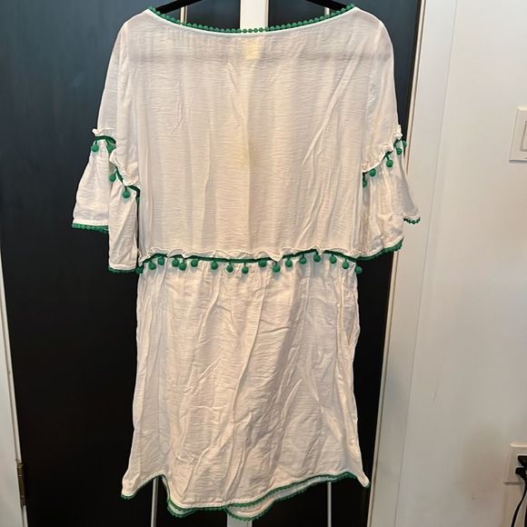 Club Monaco beachy white dress with green trim and pompoms - mini - size medium - Picture 3 of 4